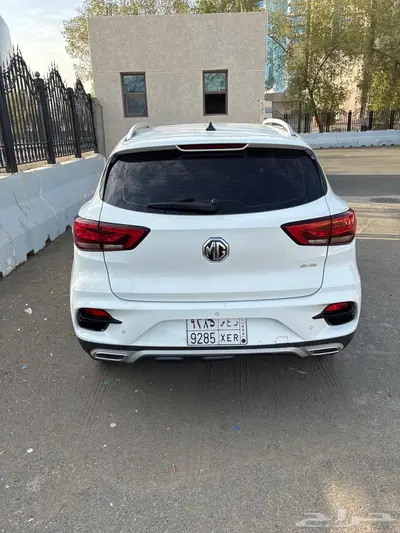سياره ام جئ 2023 2