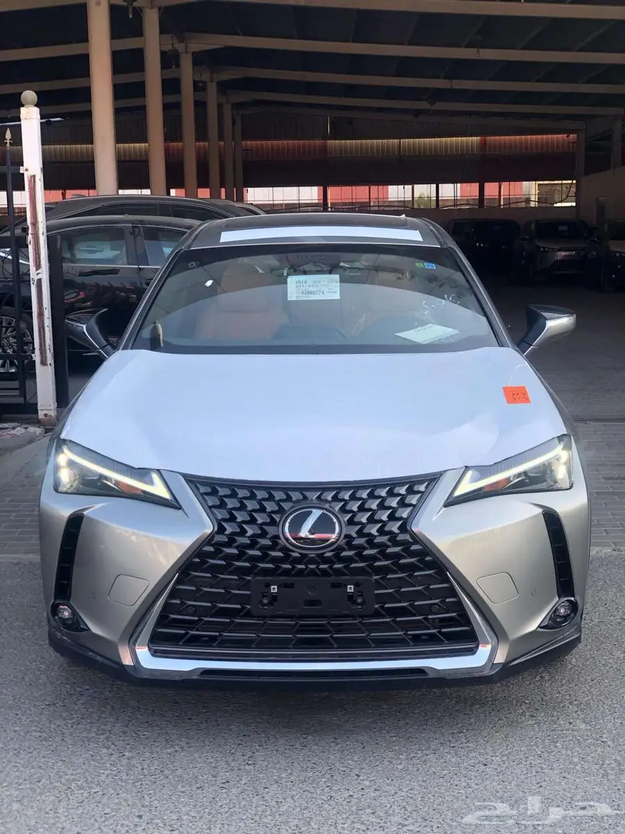 لكزس UX 300 AH 2024 هايبرد سعودي عرض بنك الجزيرة 13