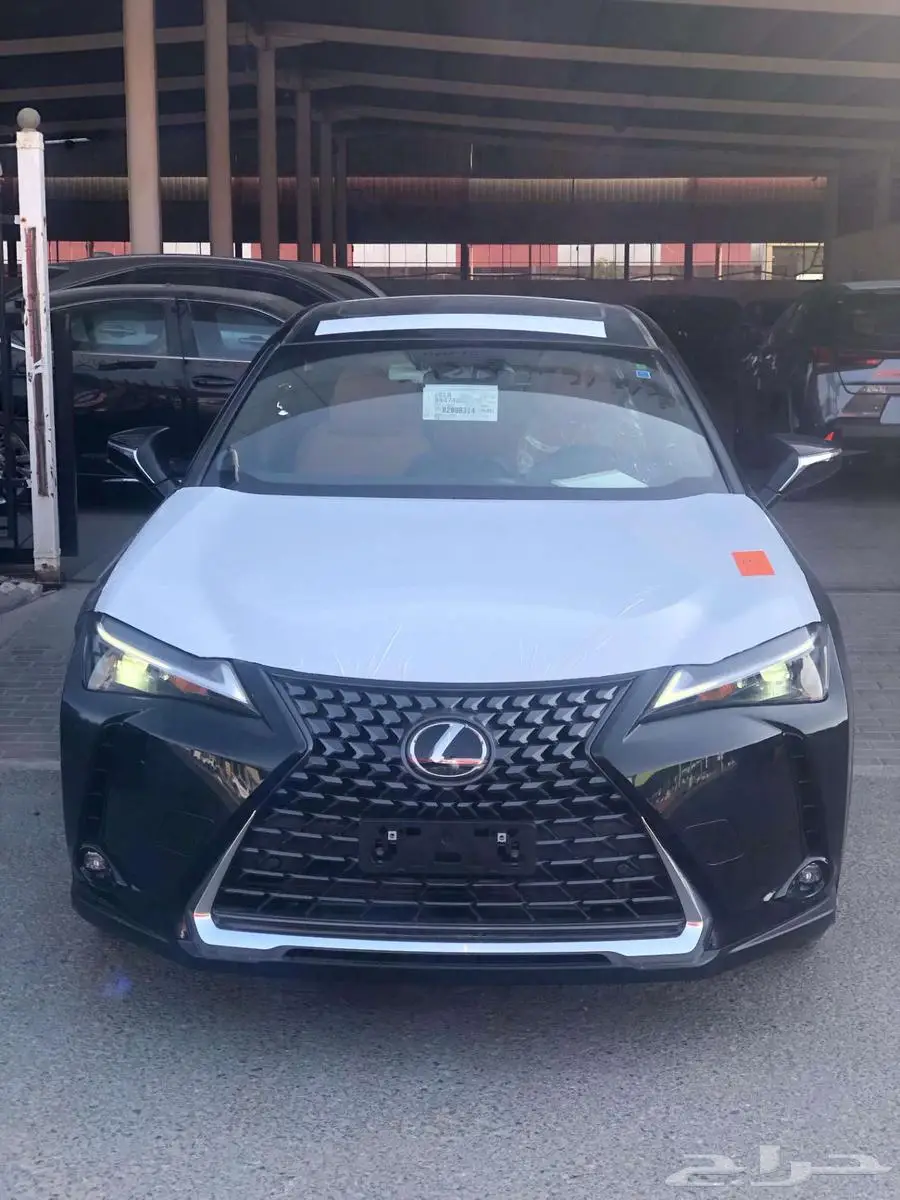 لكزس UX 300 AH 2024 هايبرد سعودي عرض بنك الجزيرة 1