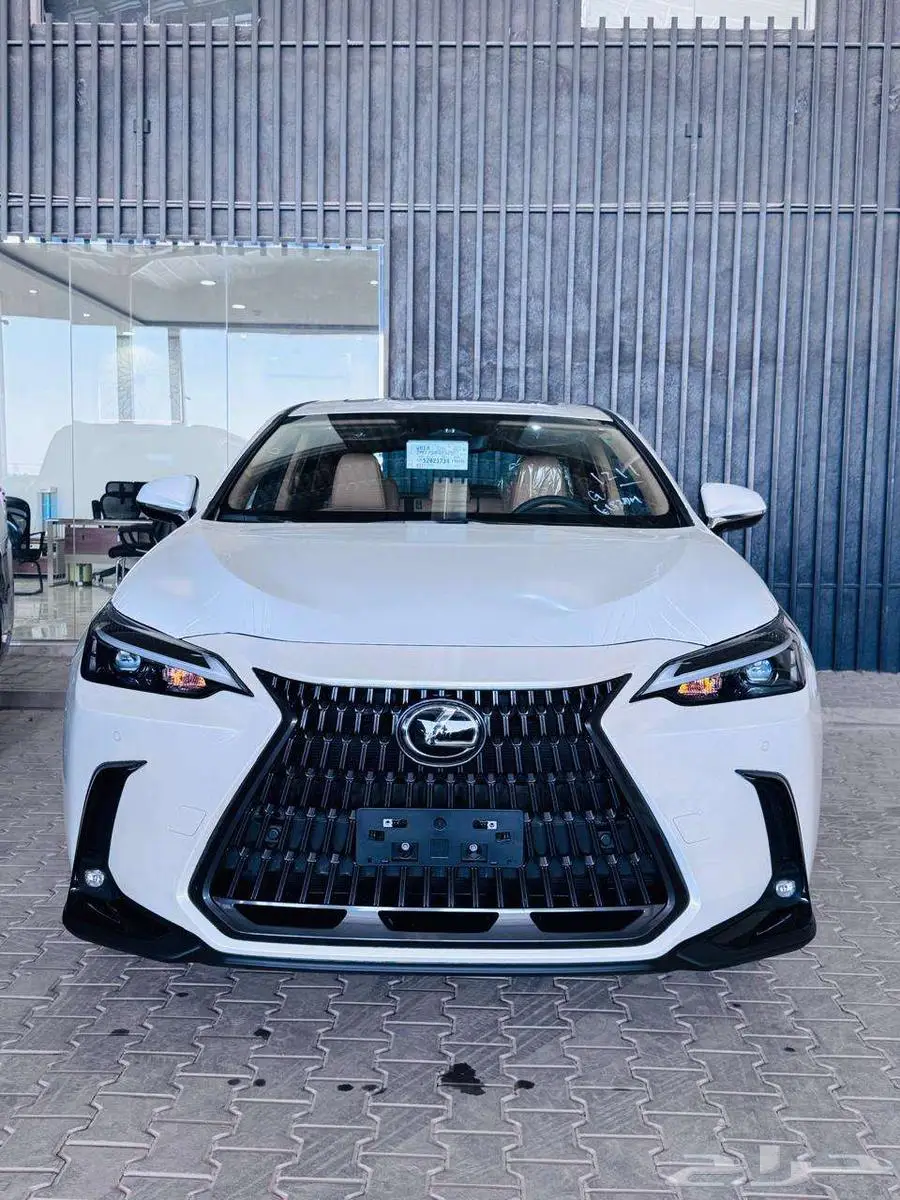 ليكزس NX 350 AA موديل 2025 ب 207000 ريال 1