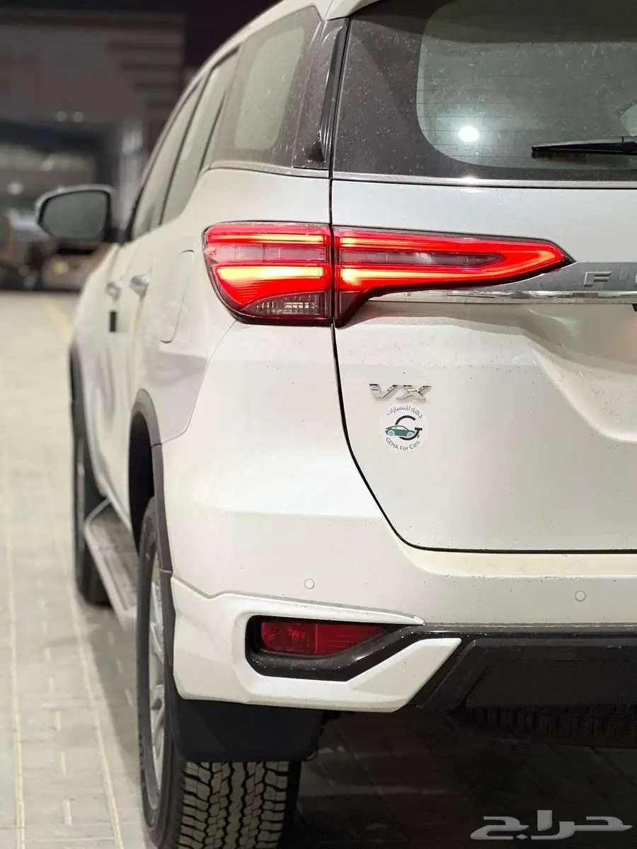 فورشنر بنزين 6سرندل VX1 2025 ويتوفر VX3 . 18