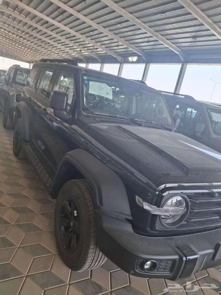تانك 300 فل كامل موديل 2025 3