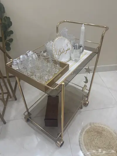 طاولتين مع عربة جانبيه متحركة 0