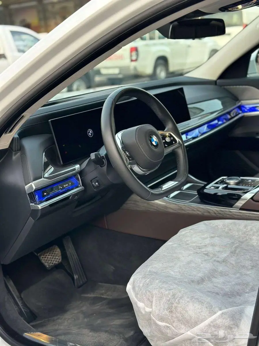 بي ام دبليوا 735Li موديل 2025 6
