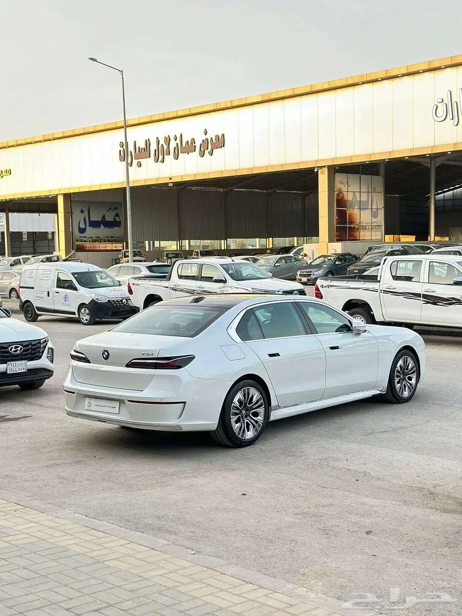 بي ام دبليوا 735Li موديل 2025 3