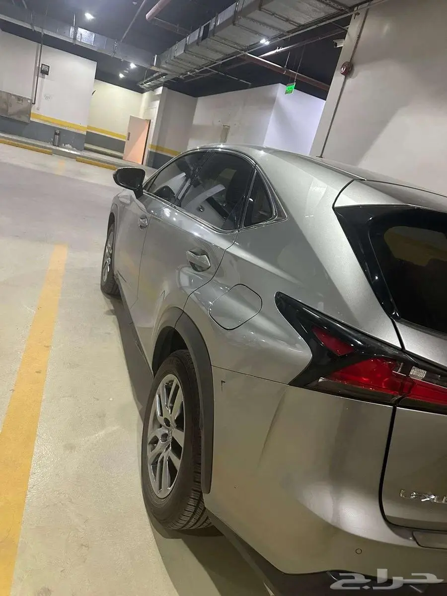 لكزس NX200 T 2