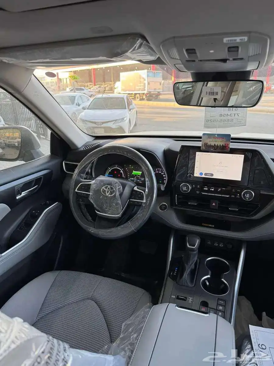 تويوتا هايلاندر GLE هايبرد 2025 3