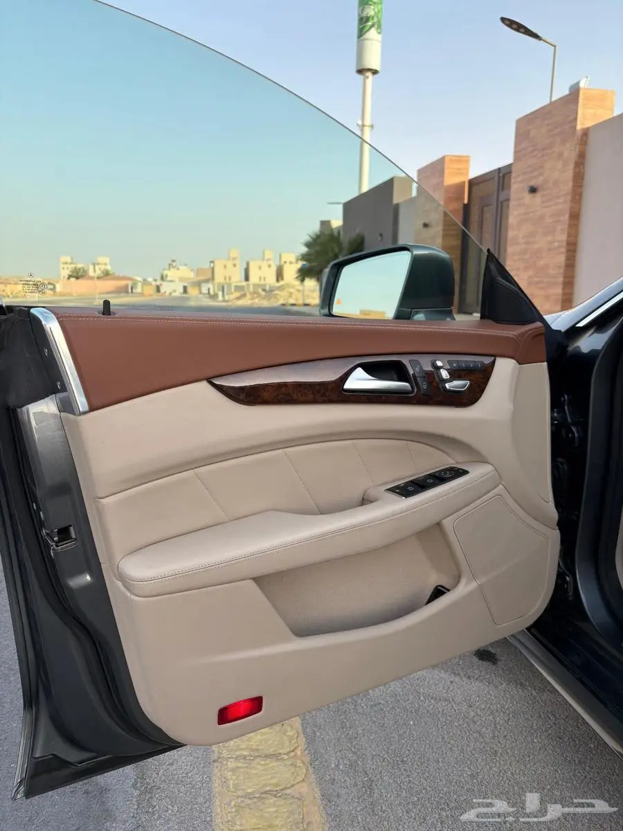 CLS 400 فل كامل الموديل 2016 7