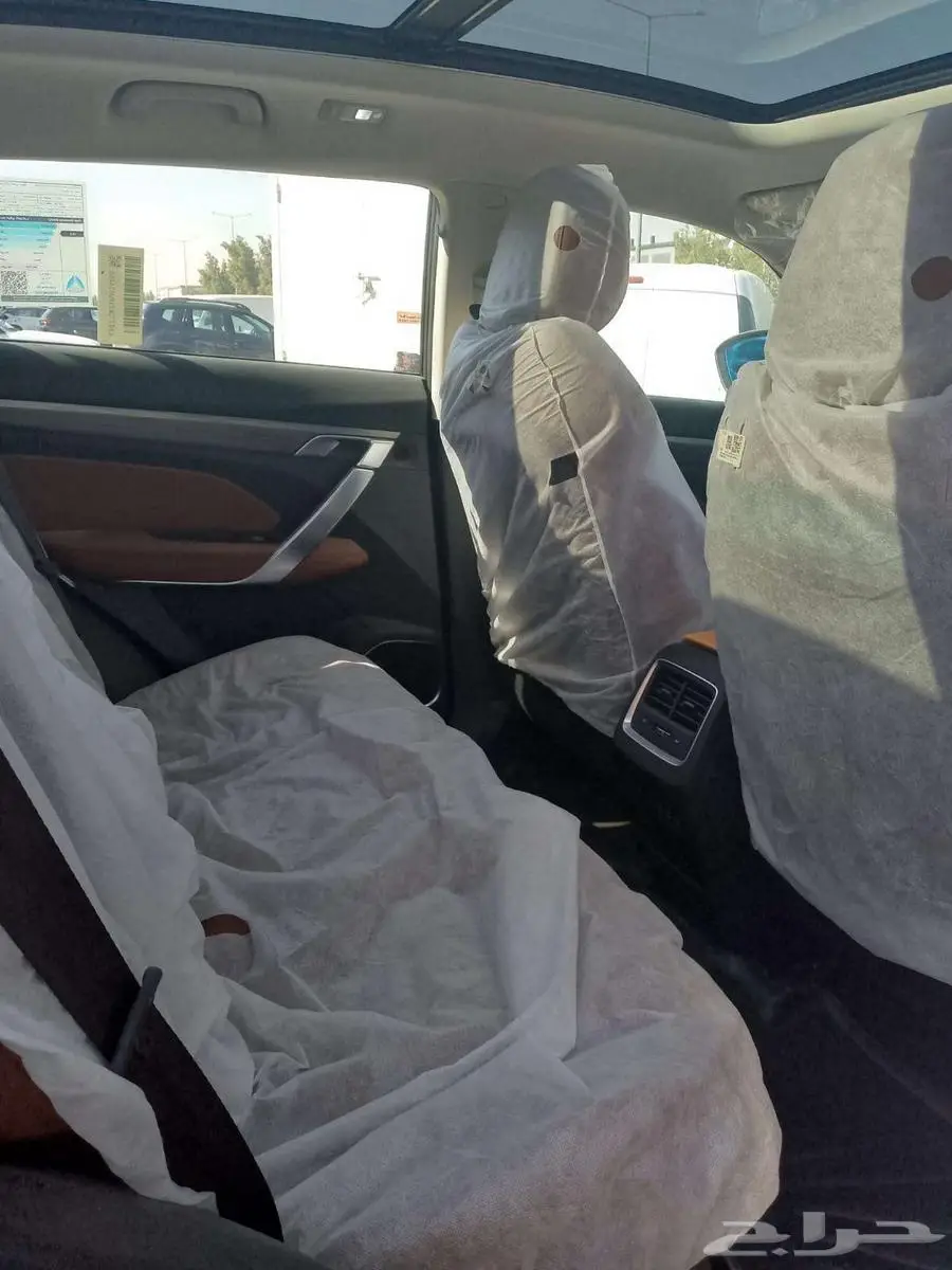 جيلي ازكارا 2023 11