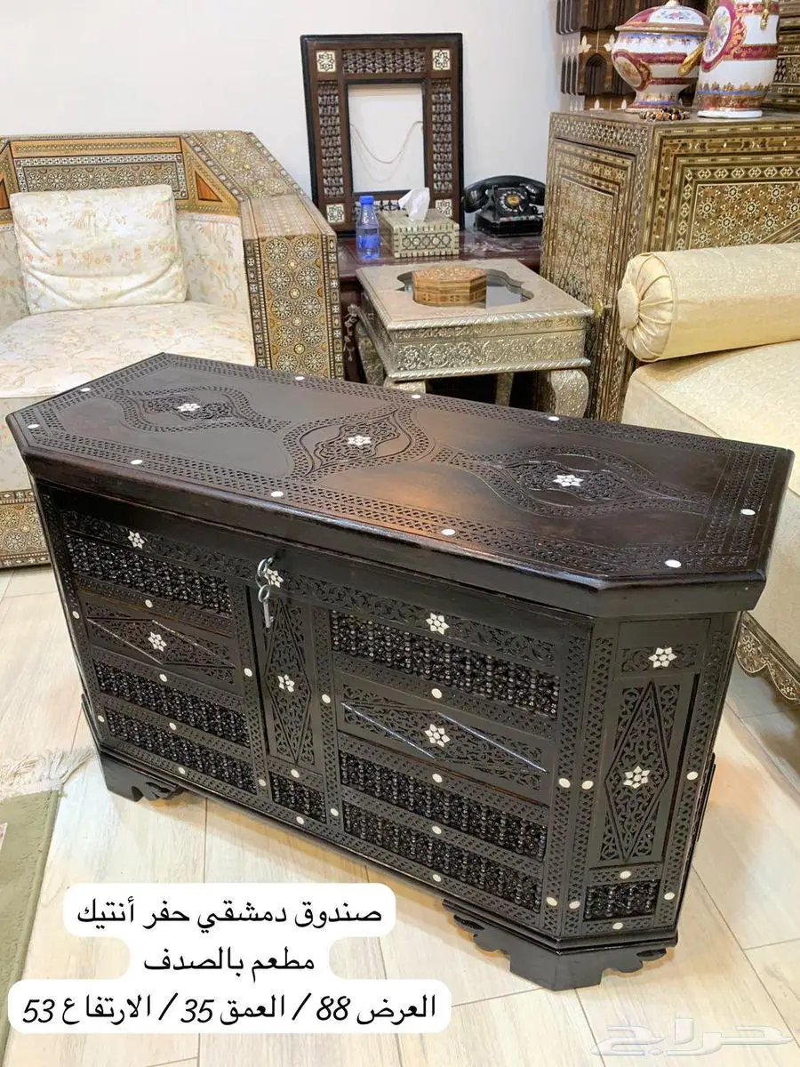 طقم دمشقي مطعم بالصدف وطقم طاولات مغربي نحاس انتيك يدوي 7
