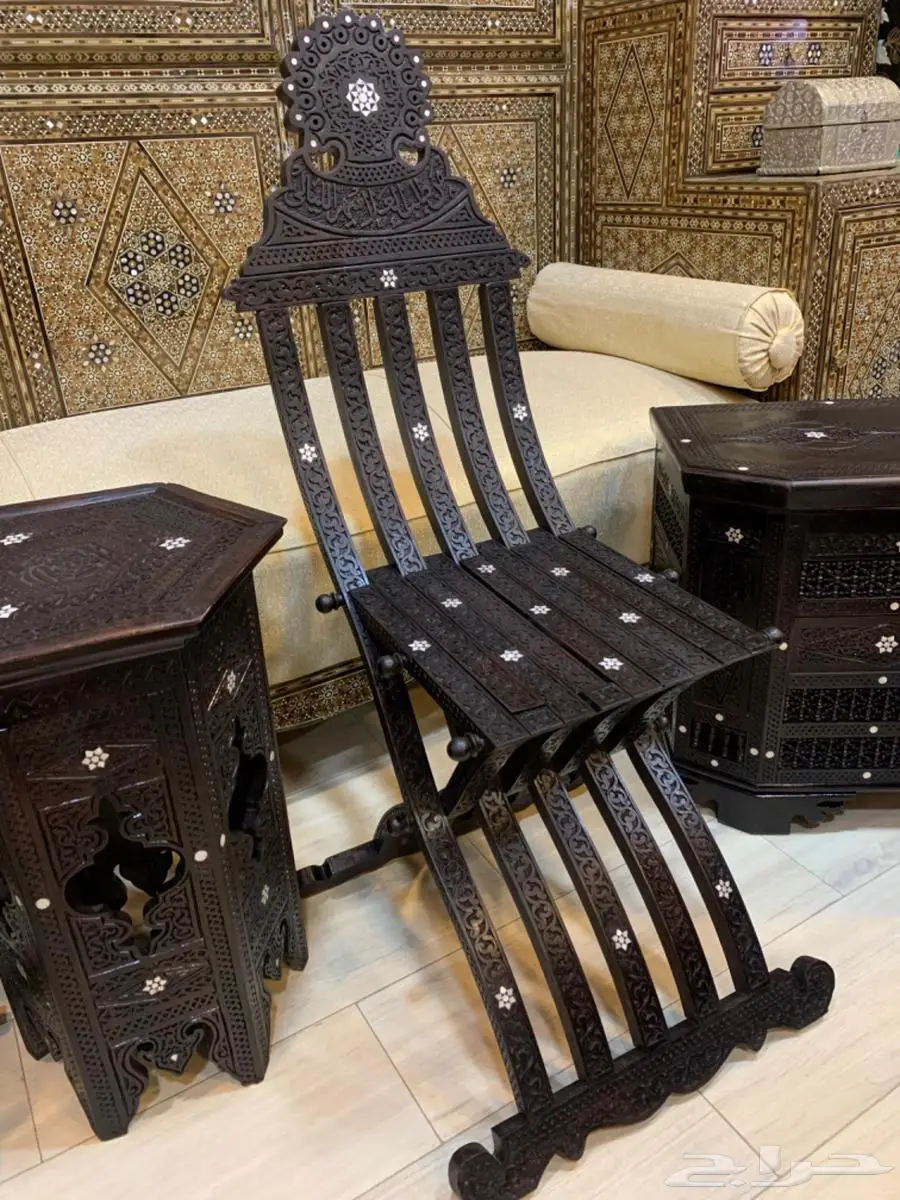 طقم دمشقي مطعم بالصدف وطقم طاولات مغربي نحاس انتيك يدوي 4