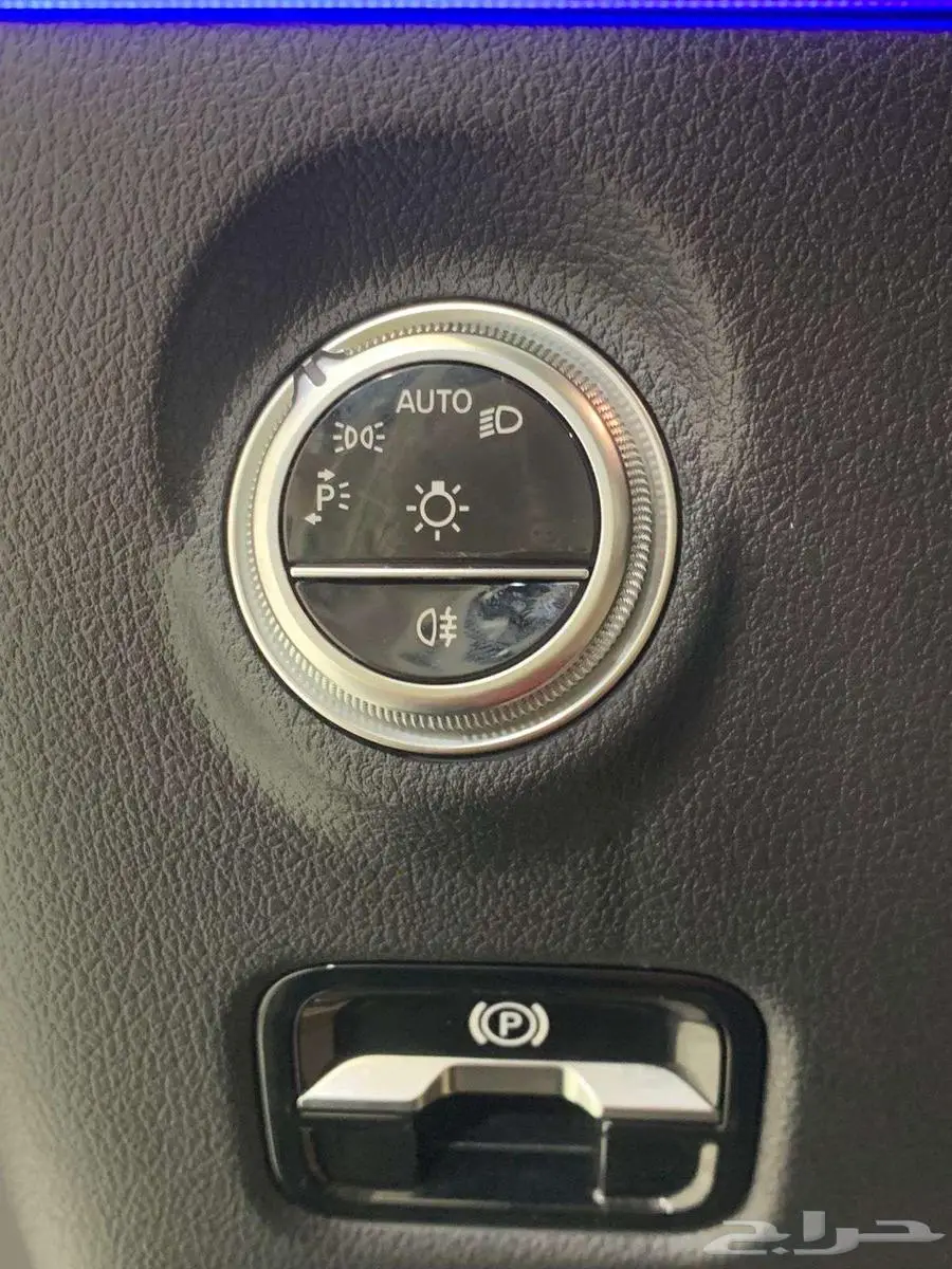 مرسيدس C200 2023 32