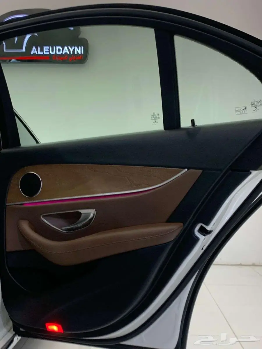 مرسيدس E200 2020 22