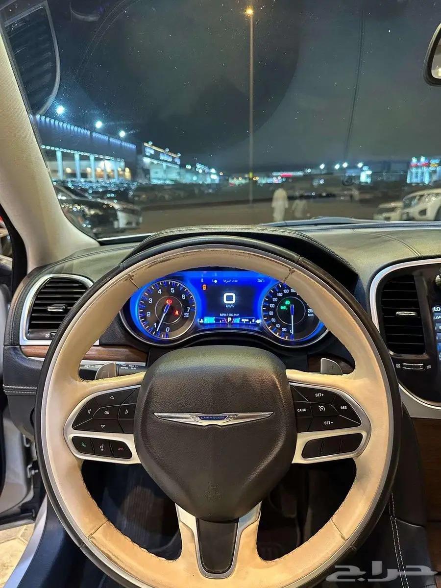 كرايزلر C300 2021 12