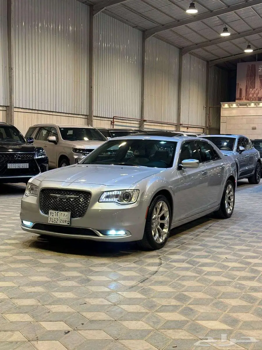 كرايزلر C300 2021 1