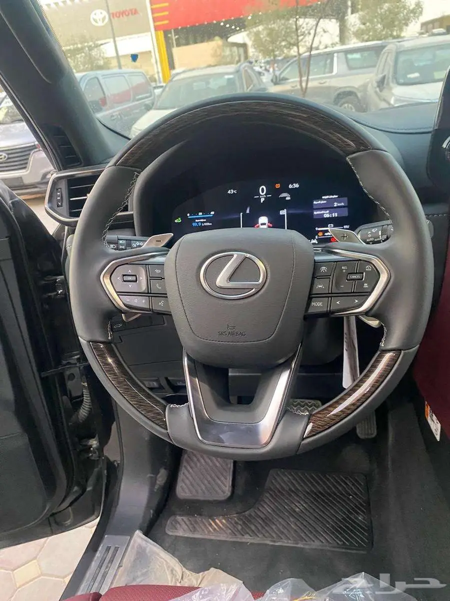 لكزس LX600 Sport 2025 وارد الساير اصفار 30