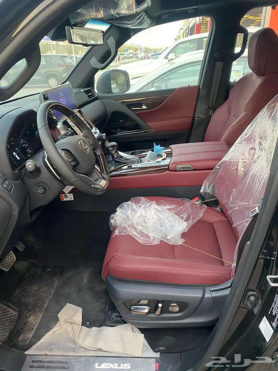 لكزس LX600 Sport 2025 وارد الساير اصفار 9