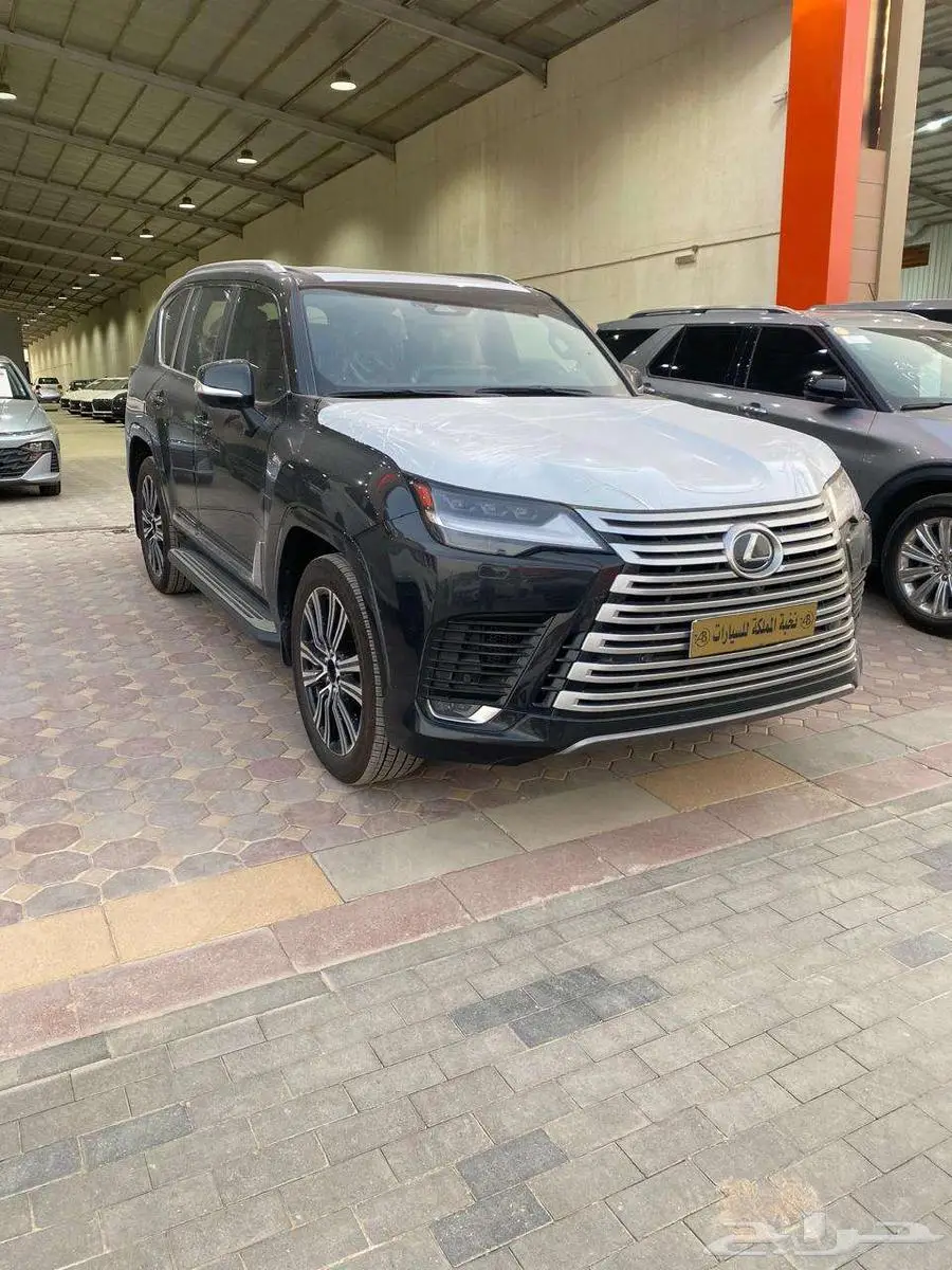 لكزس LX600 Sport 2025 وارد الساير اصفار 3