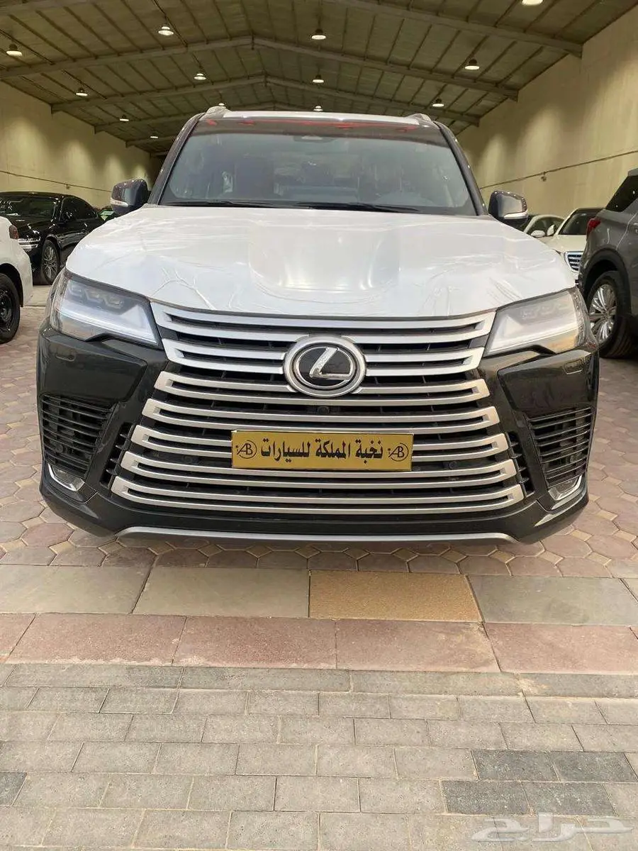 لكزس LX600 Sport 2025 وارد الساير اصفار 1