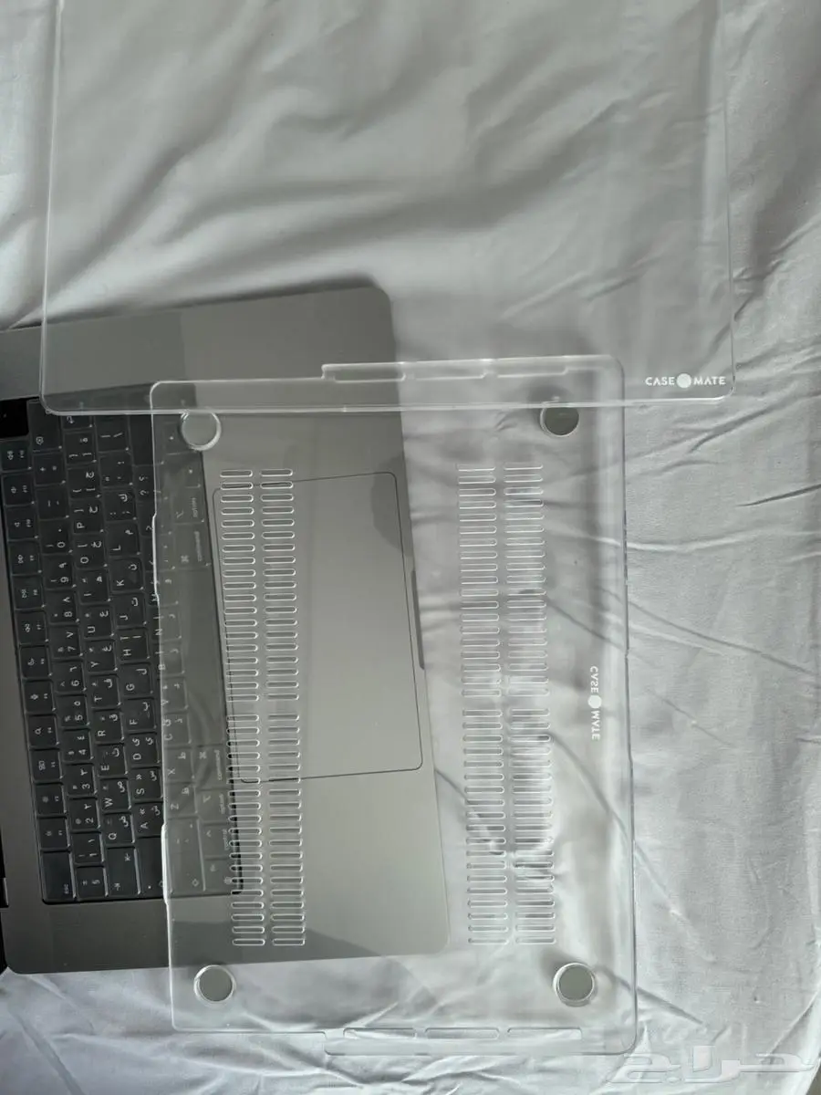لاب توب macbook M1 pro 6