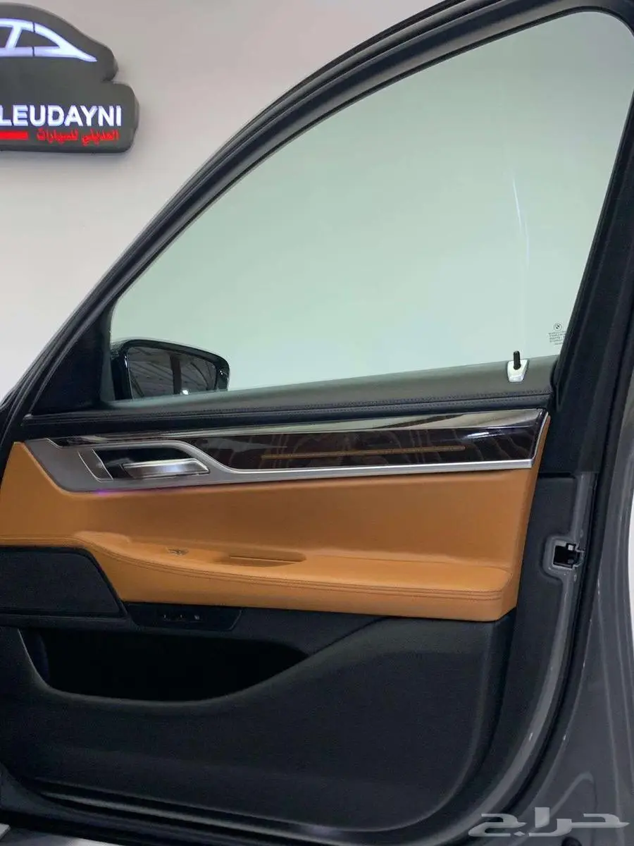 بي ام دبليو Li730 2020 19