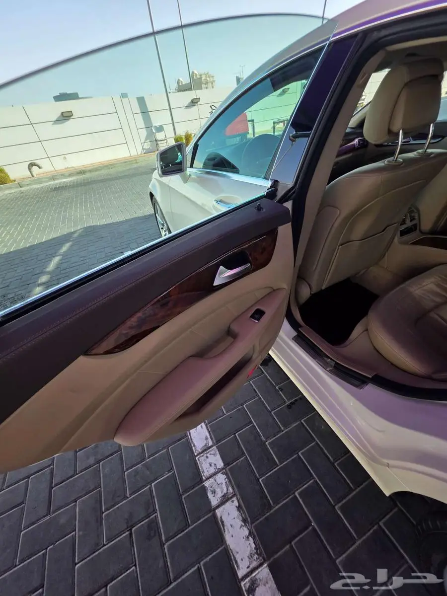 مرسيدس cls 350 شبه مخزن بودي وكالة 9