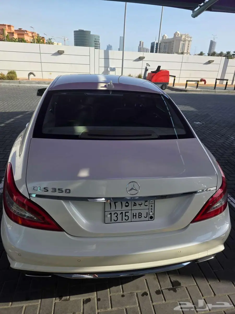مرسيدس cls 350 شبه مخزن بودي وكالة 16
