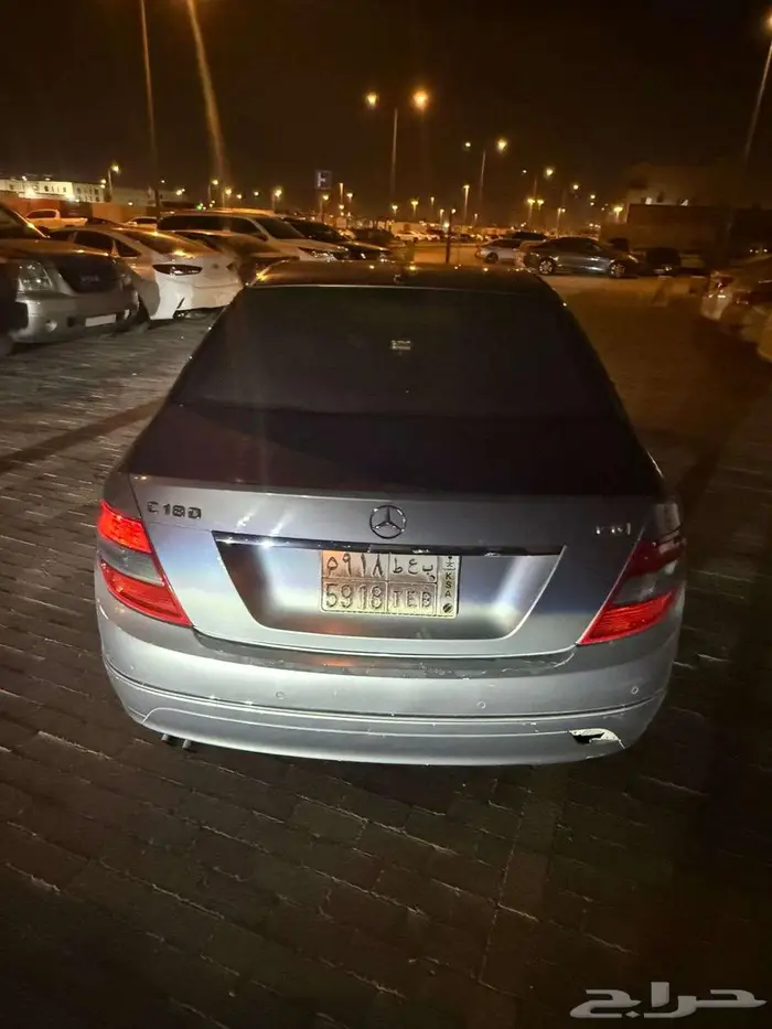 مرسيدس C180 موديل 2011 16