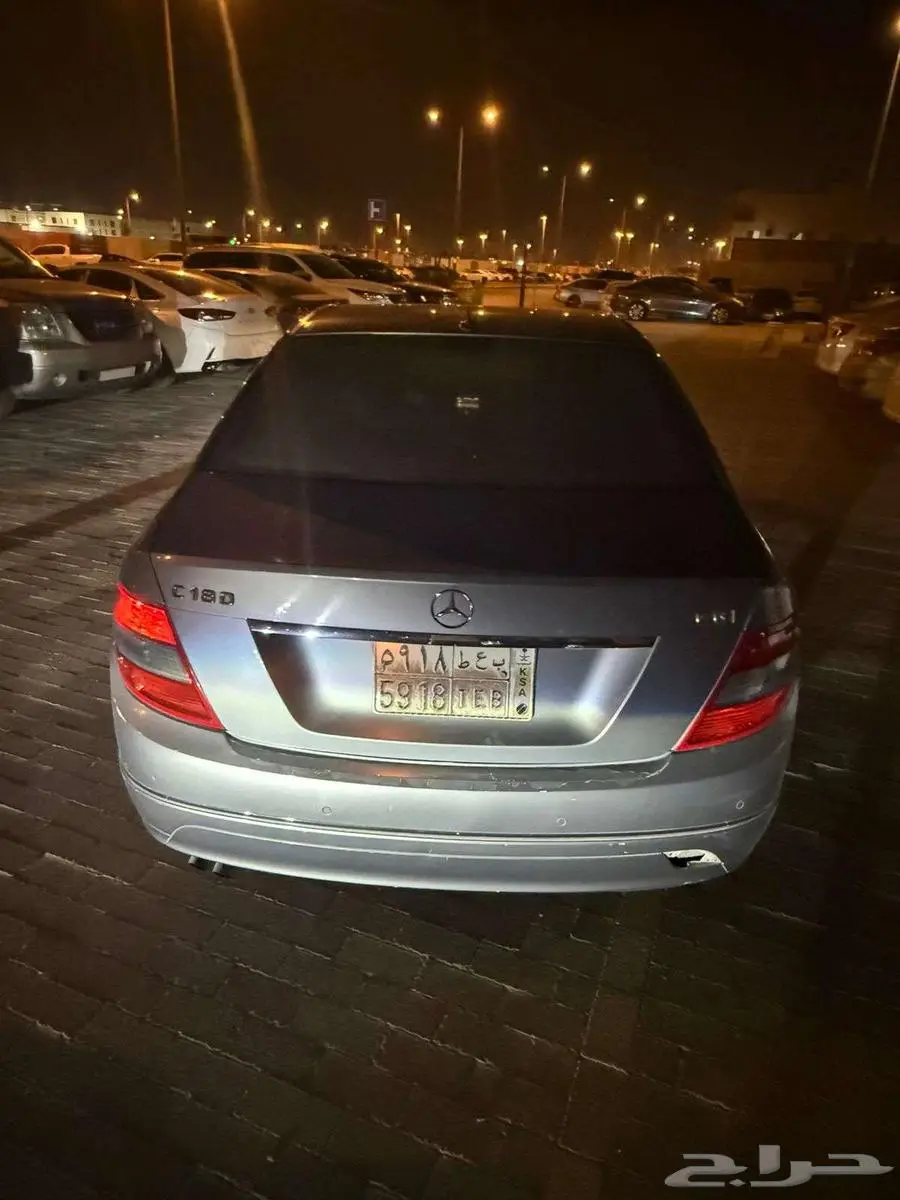 مرسيدس C180 موديل 2011 16
