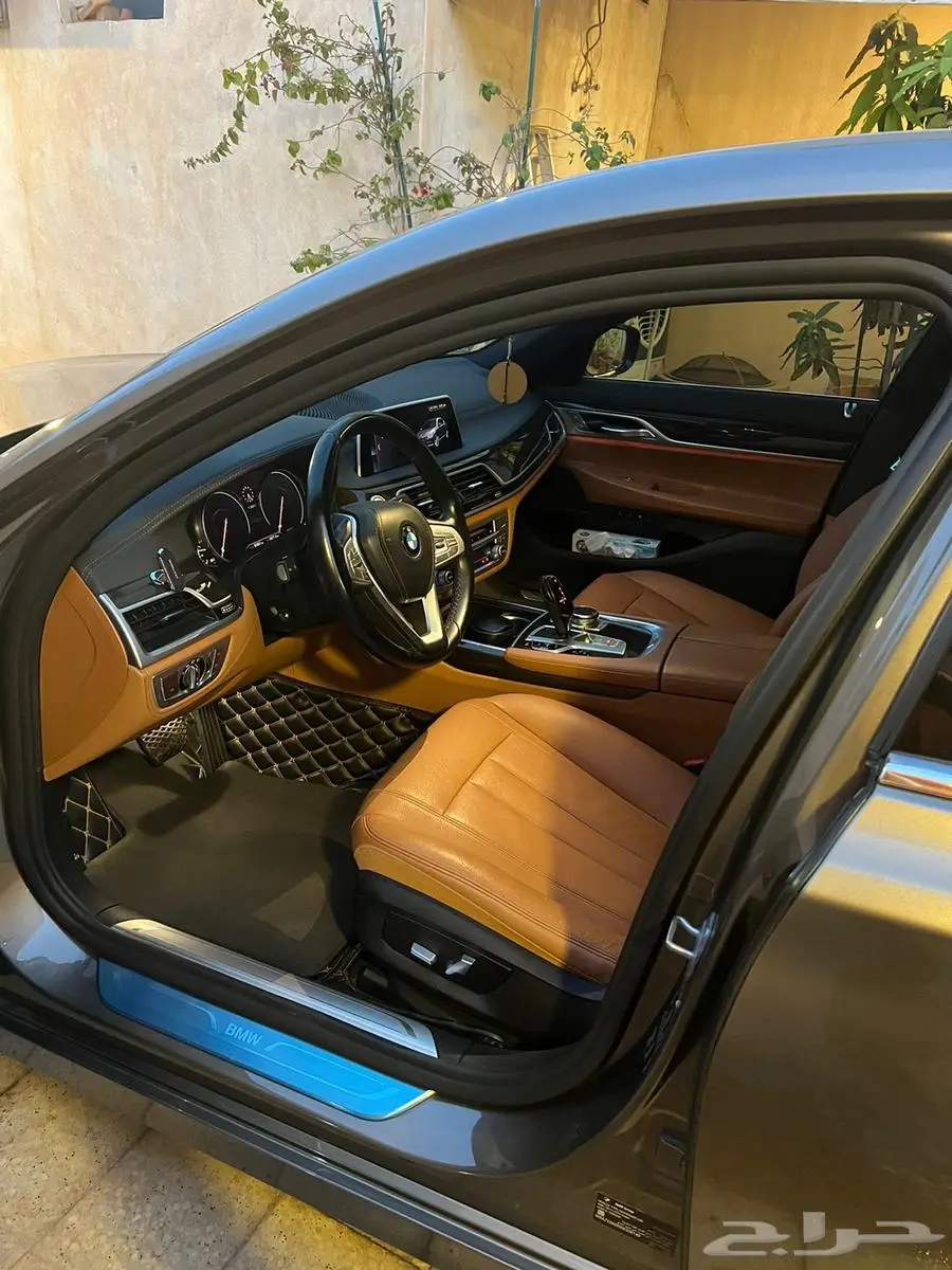 بي ام دبليو الفئة 730 موديل 2019 6