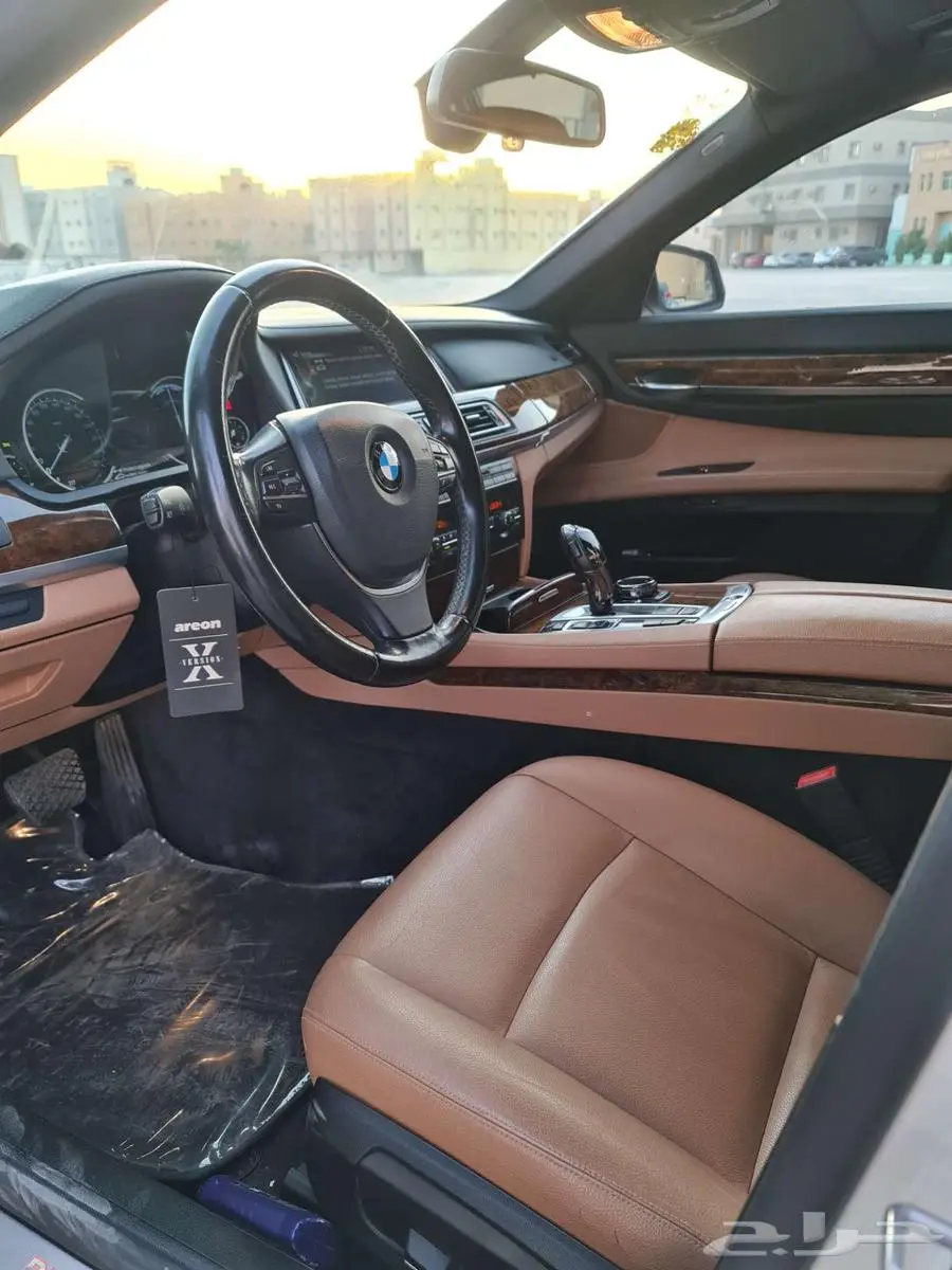 BMW 730Li index