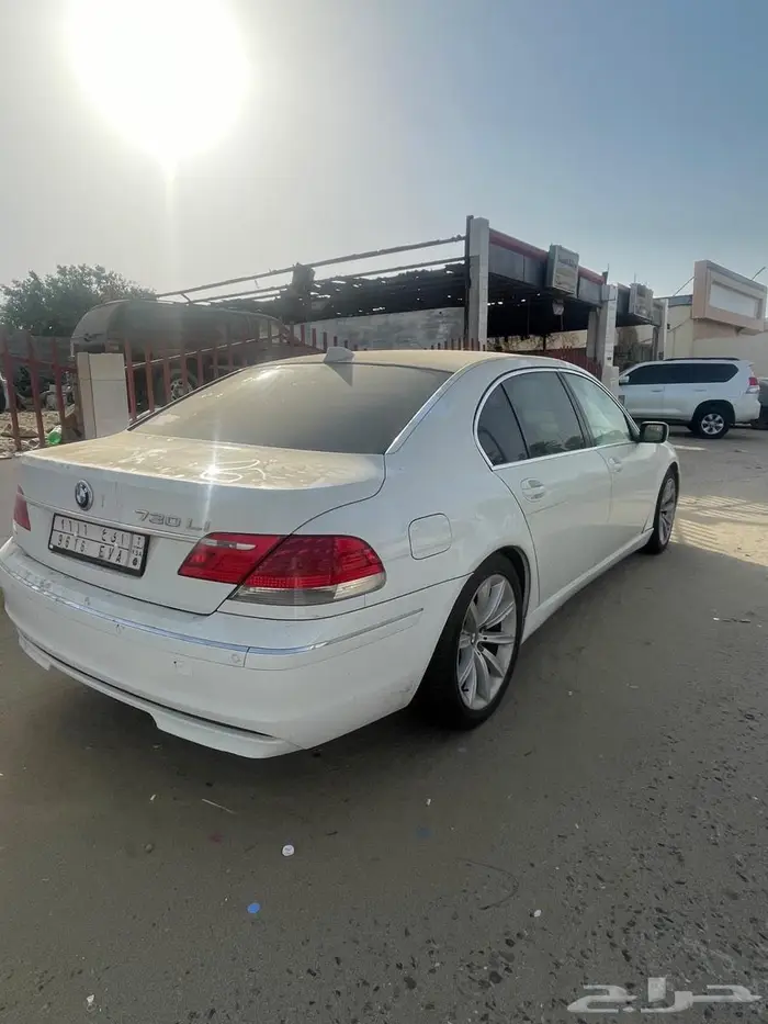 بي ام دبليو حجم 730 ستة سلندر موديل 2008 5