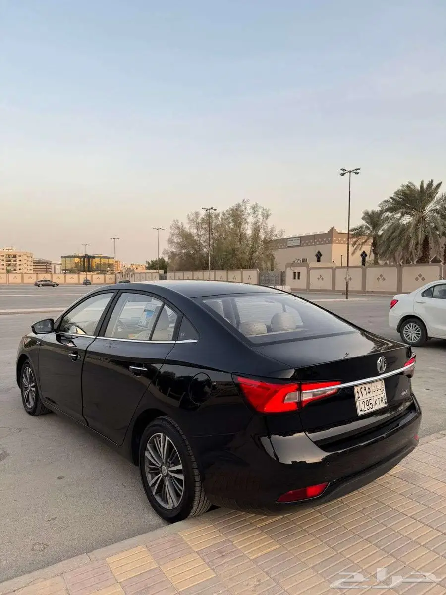 ام جي 5 فل كامل 2023 بدي وكاله نظيف جدا 11