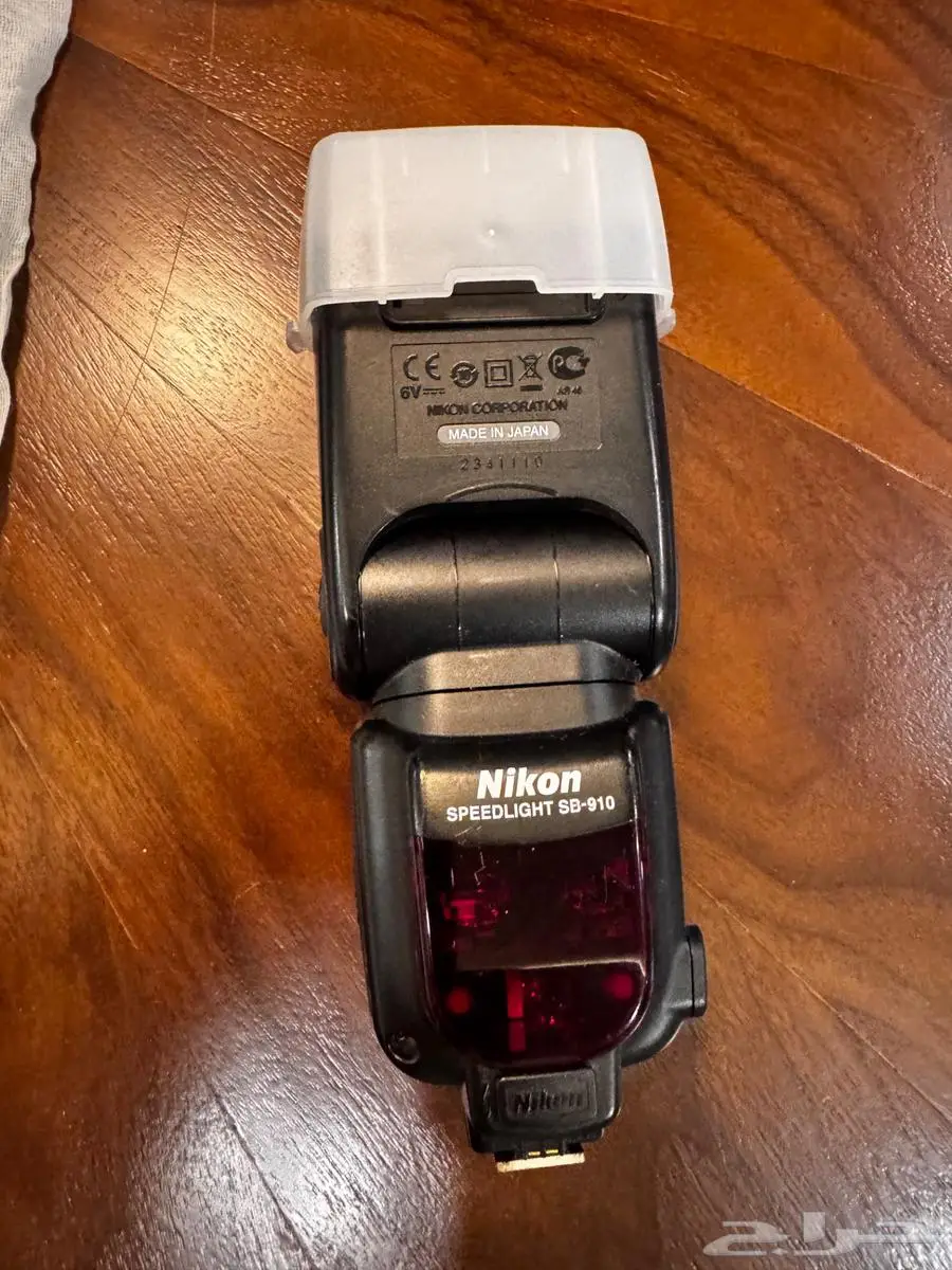 فلاش Nikon SB-910 أصلي بحالة ممتازة 0