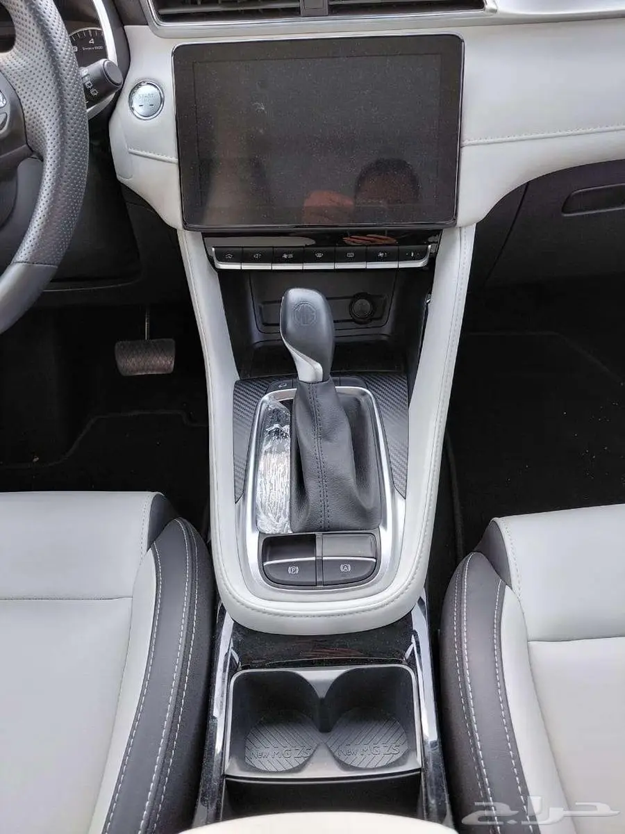 للتنازل بدون مقابل سيارة ام جي زد اس - لوكس 2024 MG ZS LUX 14