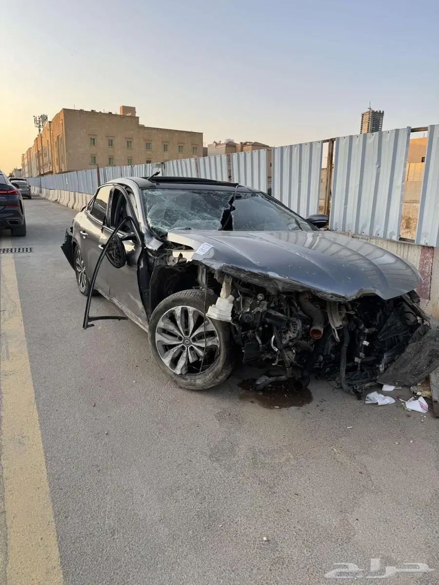 للبيع رينو تاليمسان مصدوم index