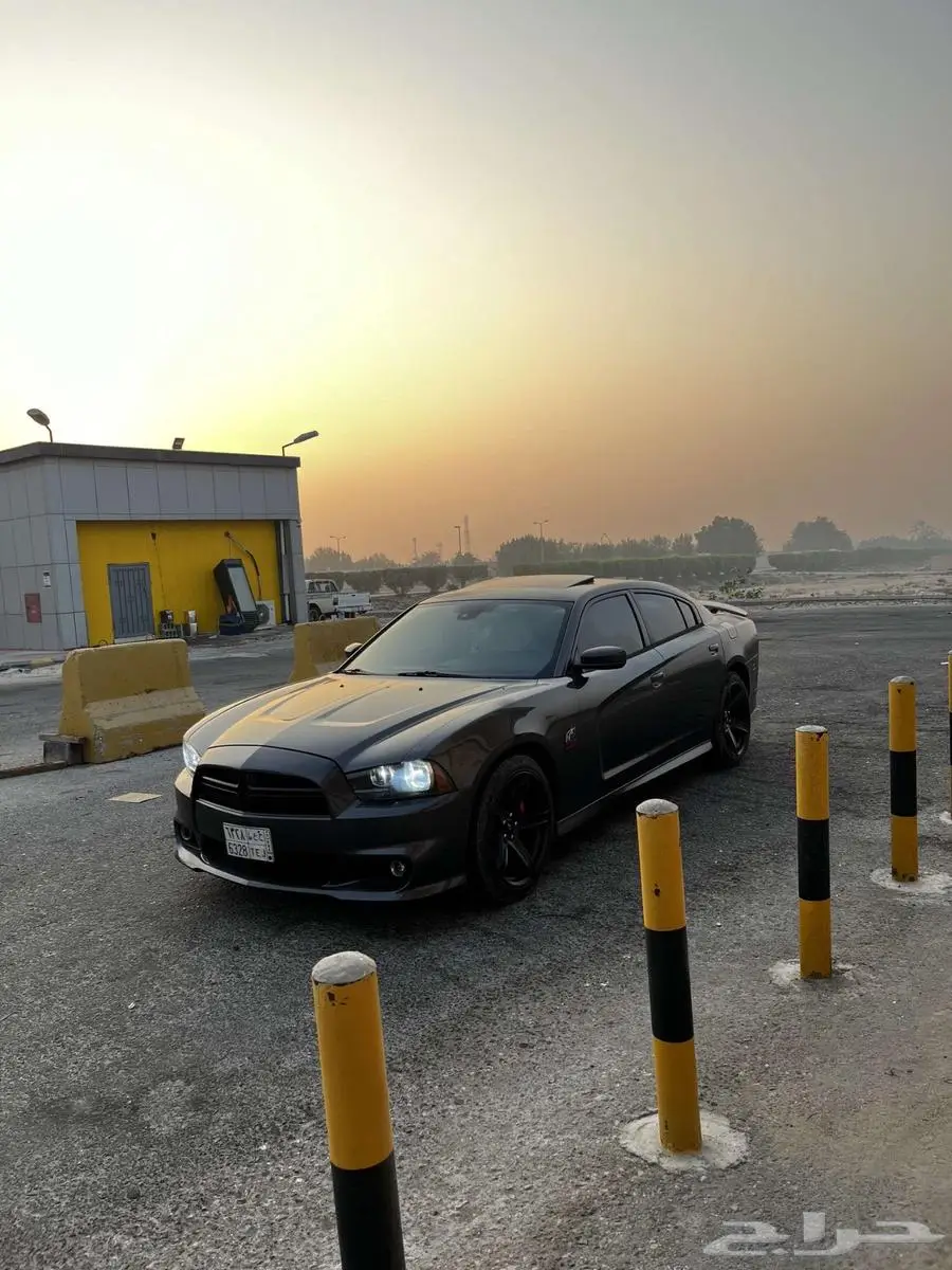 تشارجر 2014 RT و كابرس 2005 SS 11
