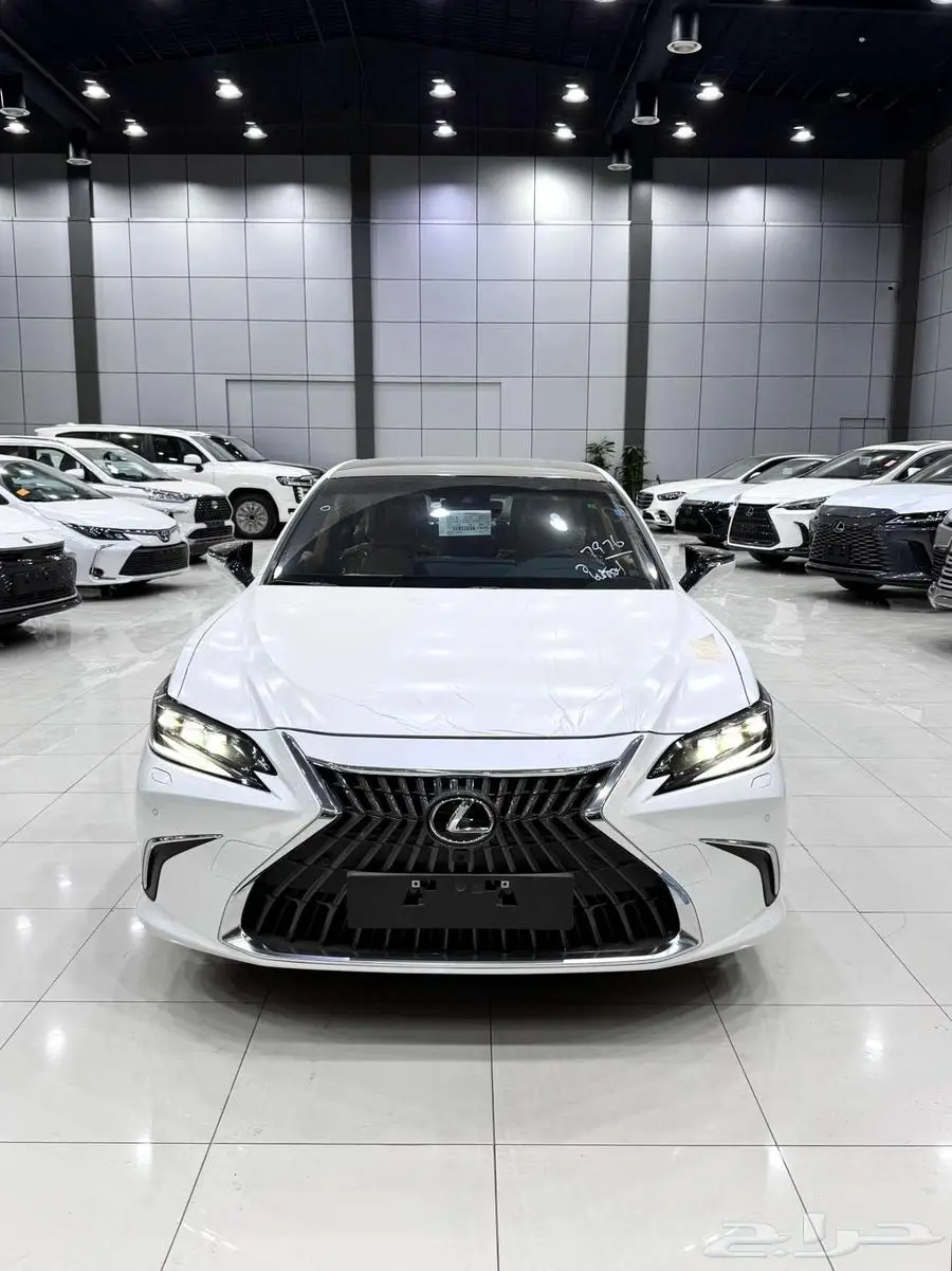 لكزس ( ES 350 DD ) موديل 2025 أقل الأسعار 1