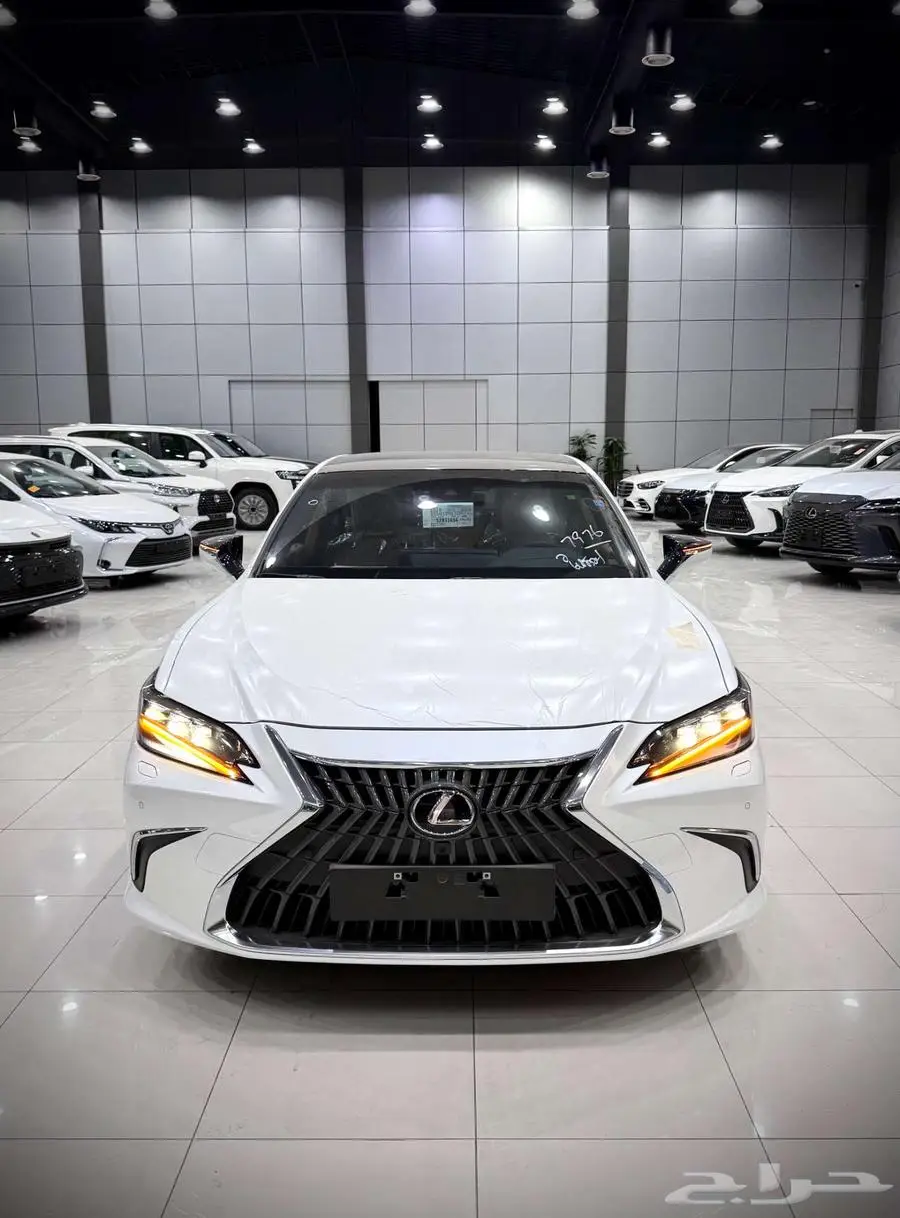 لكزس ( ES 350 DD ) موديل 2025 أقل الأسعار 0