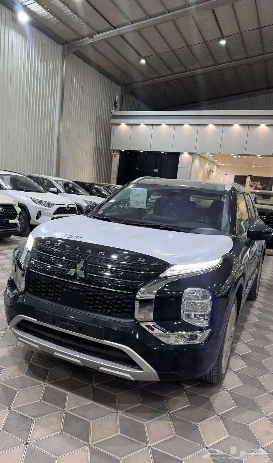 ميتسوبيشي اوتلاندر فل كامل بريميم 2025 0
