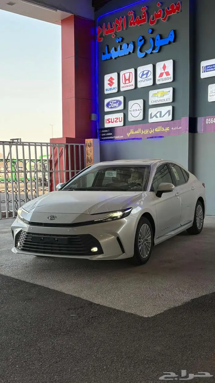 كامري ال اي 2025 بسعر مميز 3