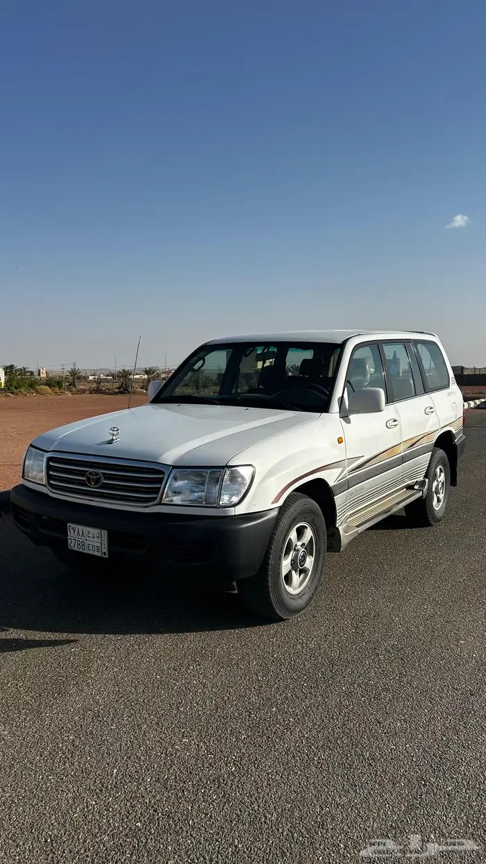 لاند كروزر GXR 2001 اصدار (50 عام) 2