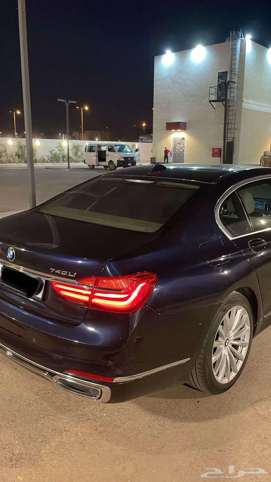 للبيع BMW 730Li موديل 2016 9
