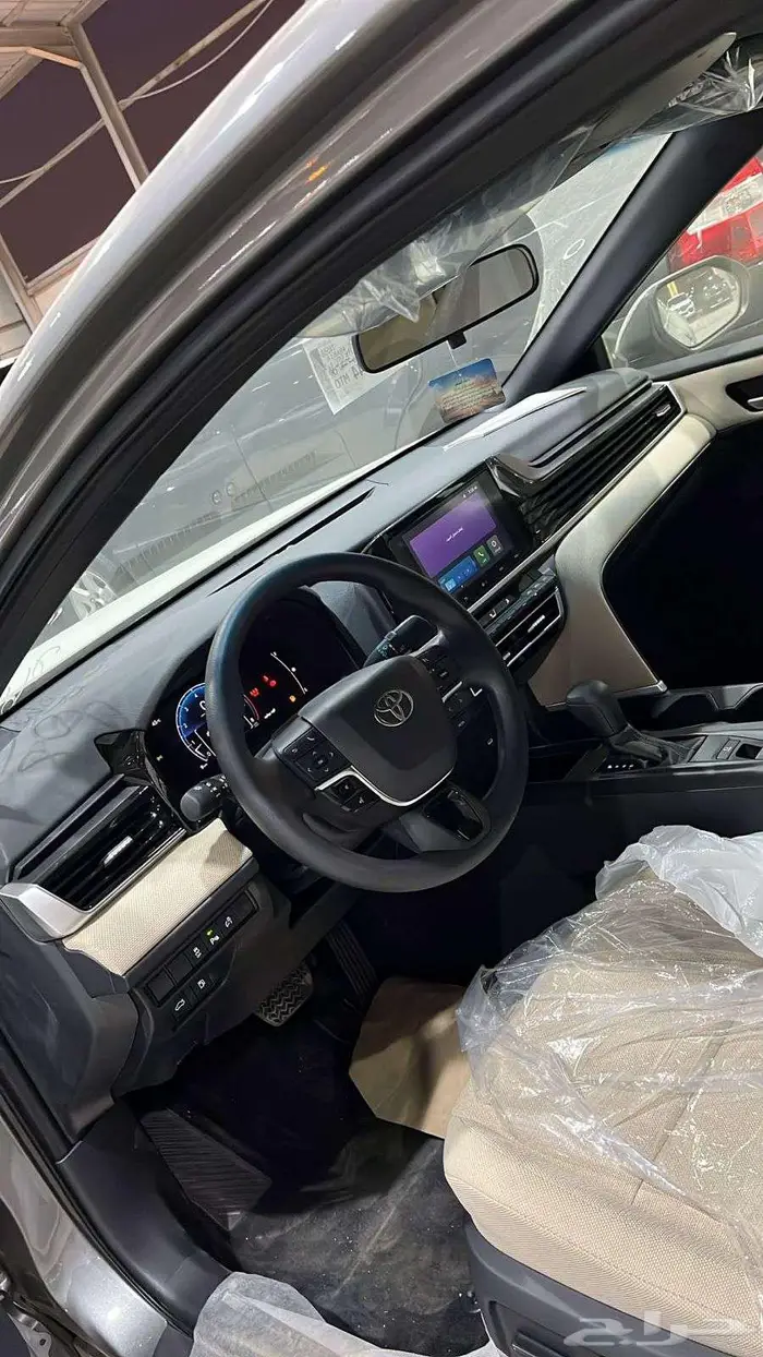 تويوتا كامرى E تيتانيوم سعودى موديل 2025تم البيع 7
