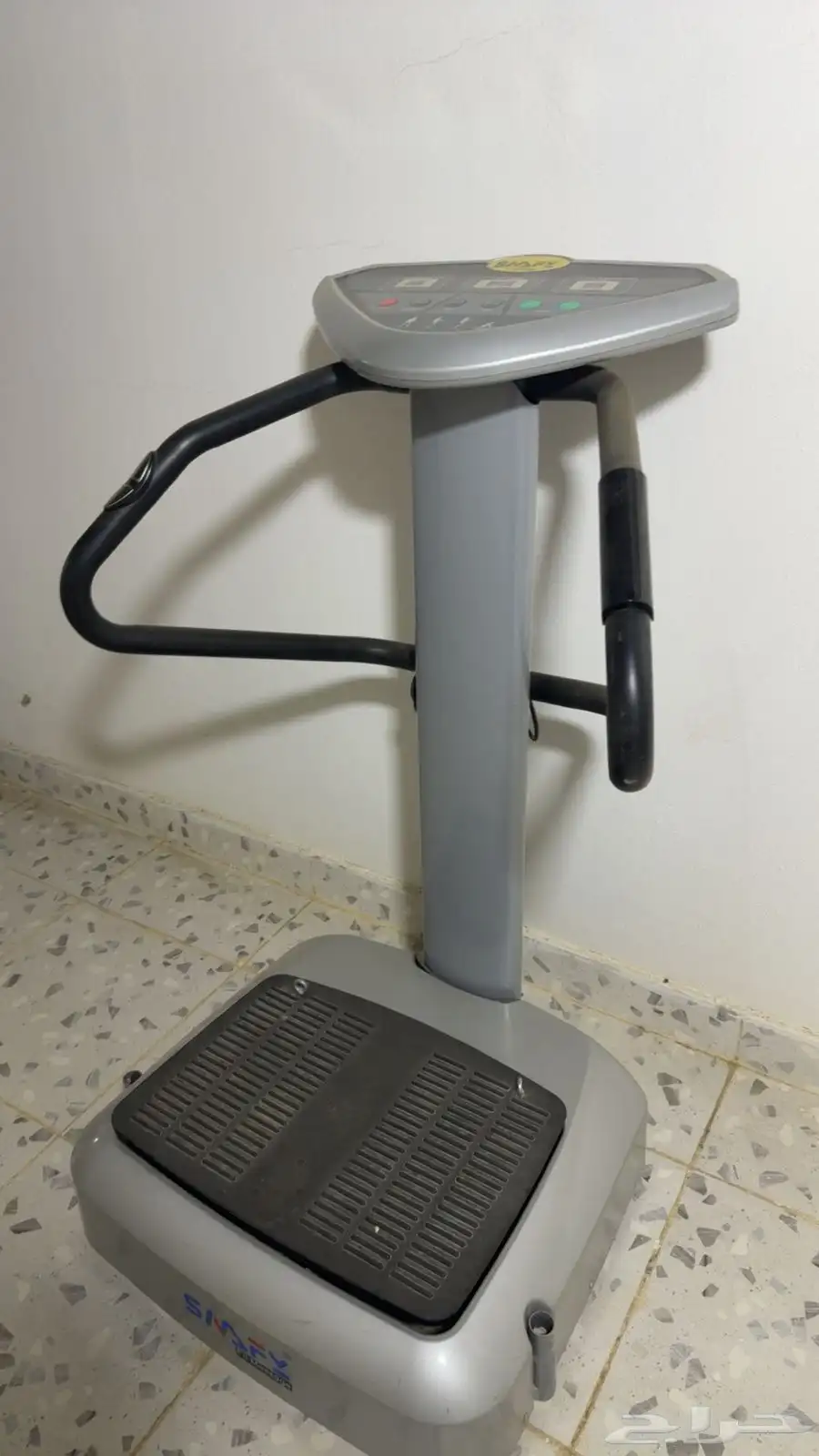 للبيع جهاز هزاز رياضي بحالة جيدة وممتازة 1