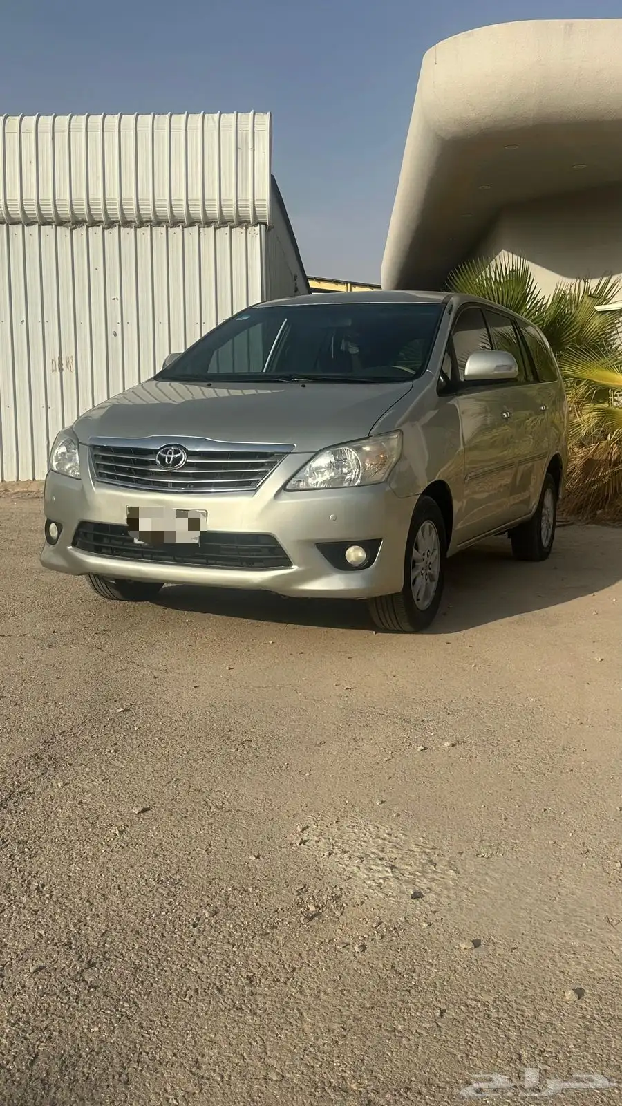 تويوتا اينوفا 2014 1