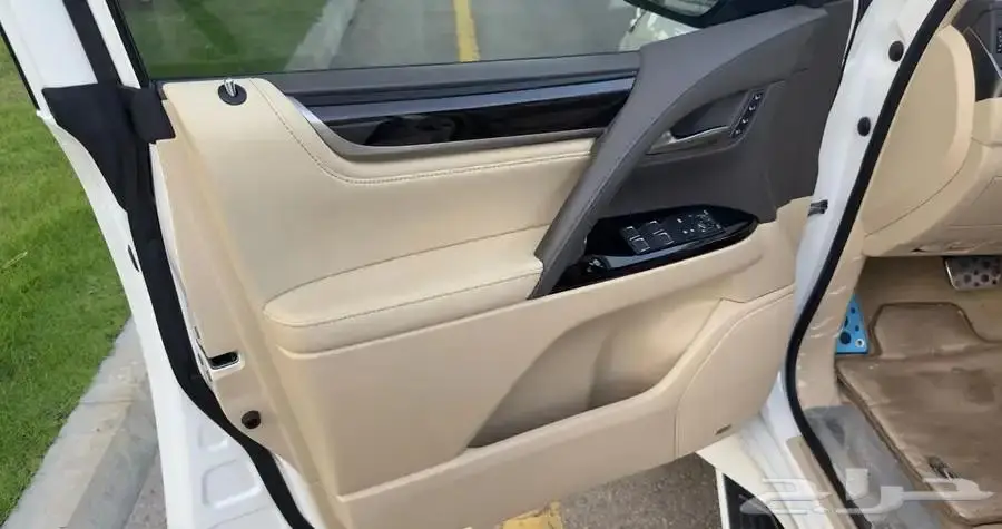 لكزس 2021 فل سعودي LX_570 ممشي قليل 22 ألف km 46