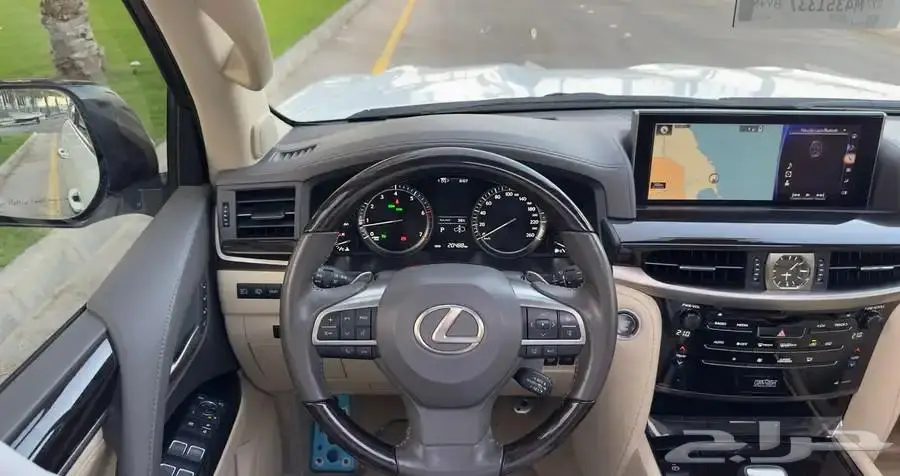 لكزس 2021 فل سعودي LX_570 ممشي قليل 22 ألف km 31