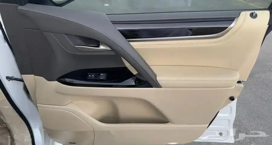 لكزس 2021 فل سعودي LX_570 ممشي قليل 22 ألف km 41