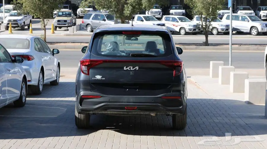 كيا كارينز مطور بصمه وشاشه 2025 كاش وقساط 4